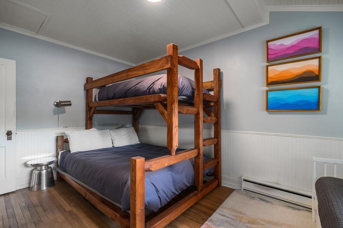 128 Spruce Street Holiday home
